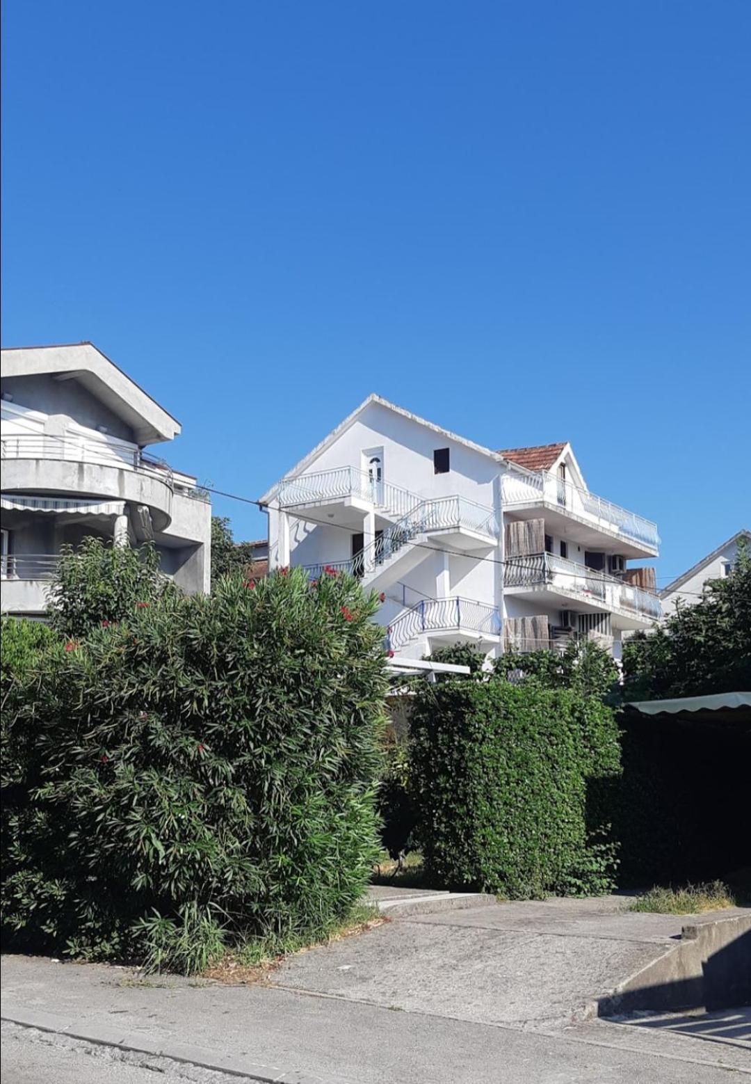 Barcelona Apartments Tivat Luaran gambar