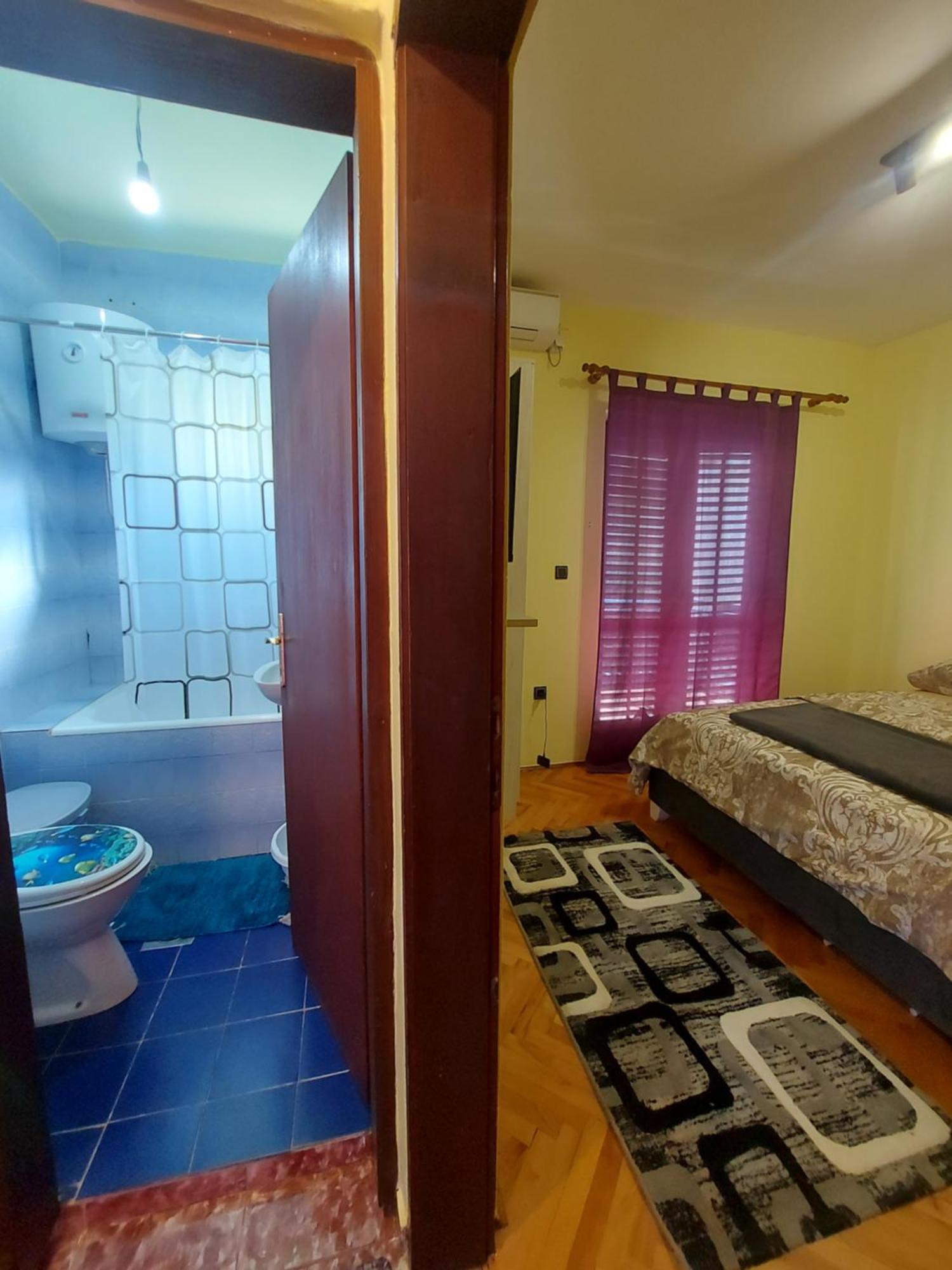 Barcelona Apartments Tivat Luaran gambar